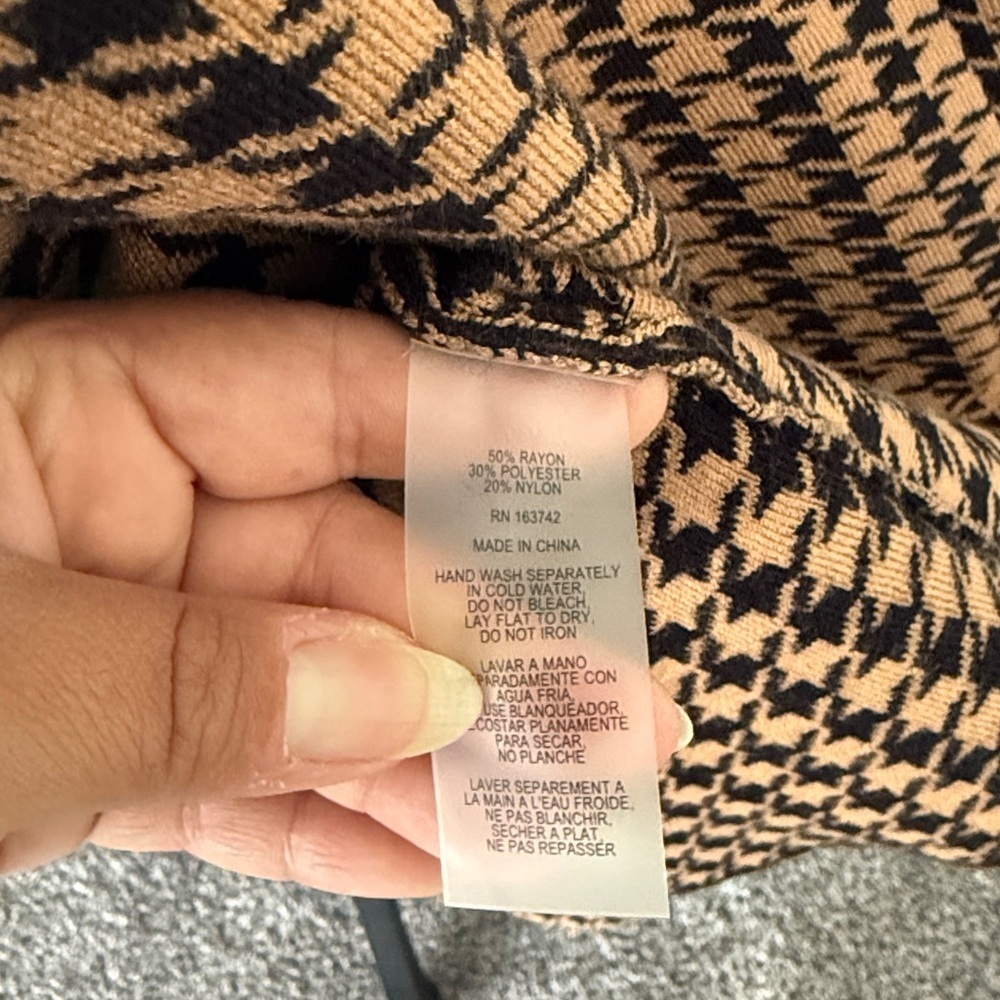 TAHARI Vienna Belted Plaid Wrap Coat size XL - Picture 6 of 6
